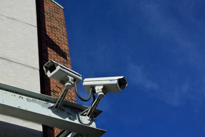 6 Reasons You Should Have Security Cameras at Your Business